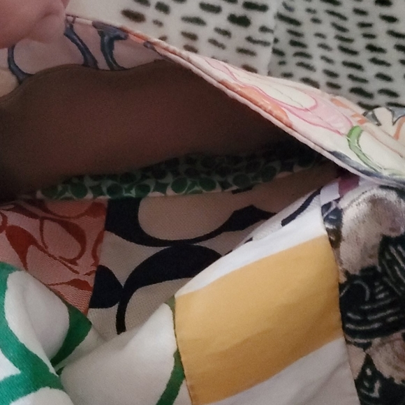 Coach patchwork purse🎉🎉HP🎉🎉 - Picture 9 of 11